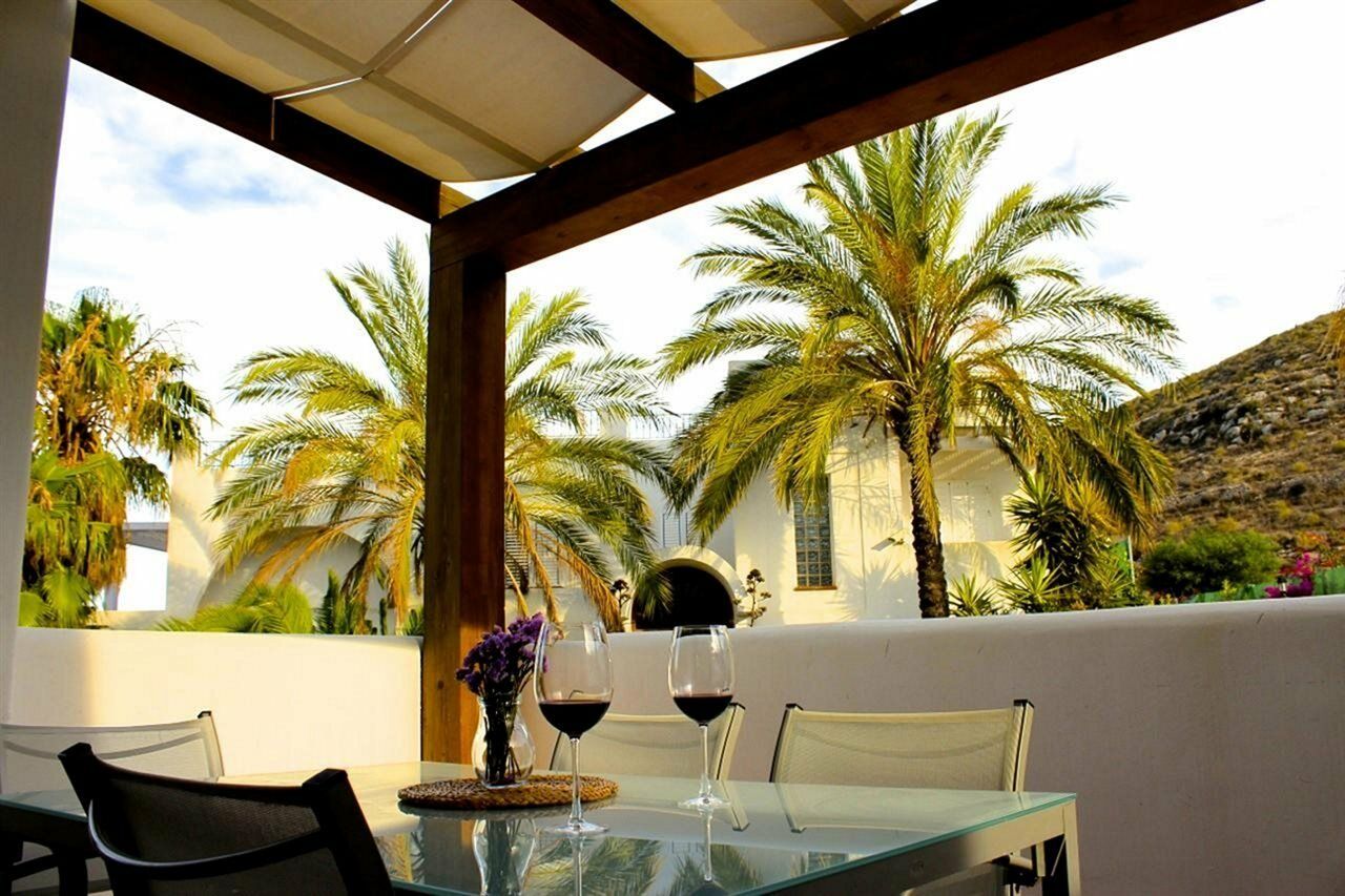 Real Agua Amarga Las Villas Екстер'єр фото